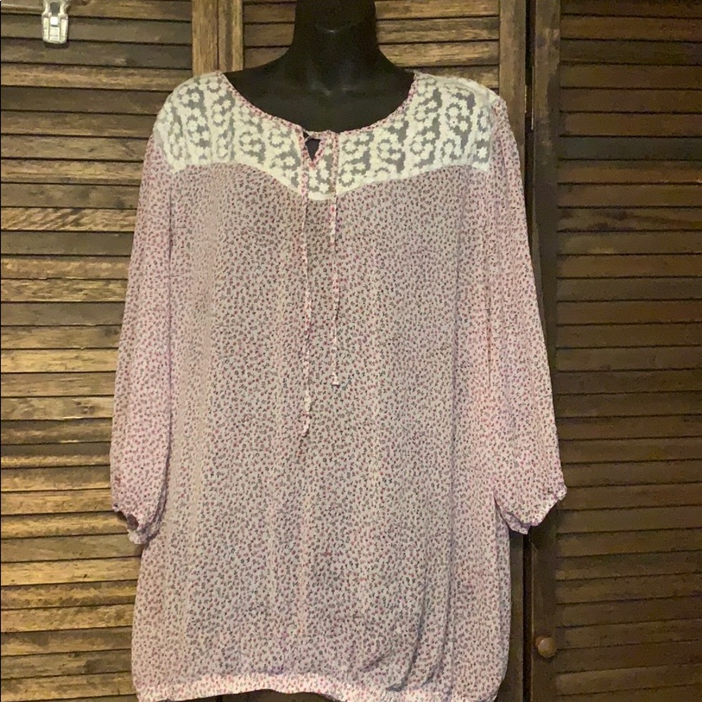 💋💋5/$25💋💋. Ladies top